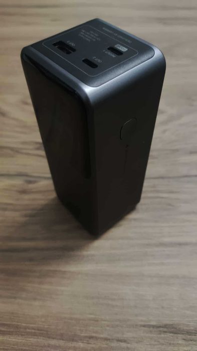 Powerbank UGREEN Nexode PB721, 20000 mAh 130 W – uszkodzony ekran