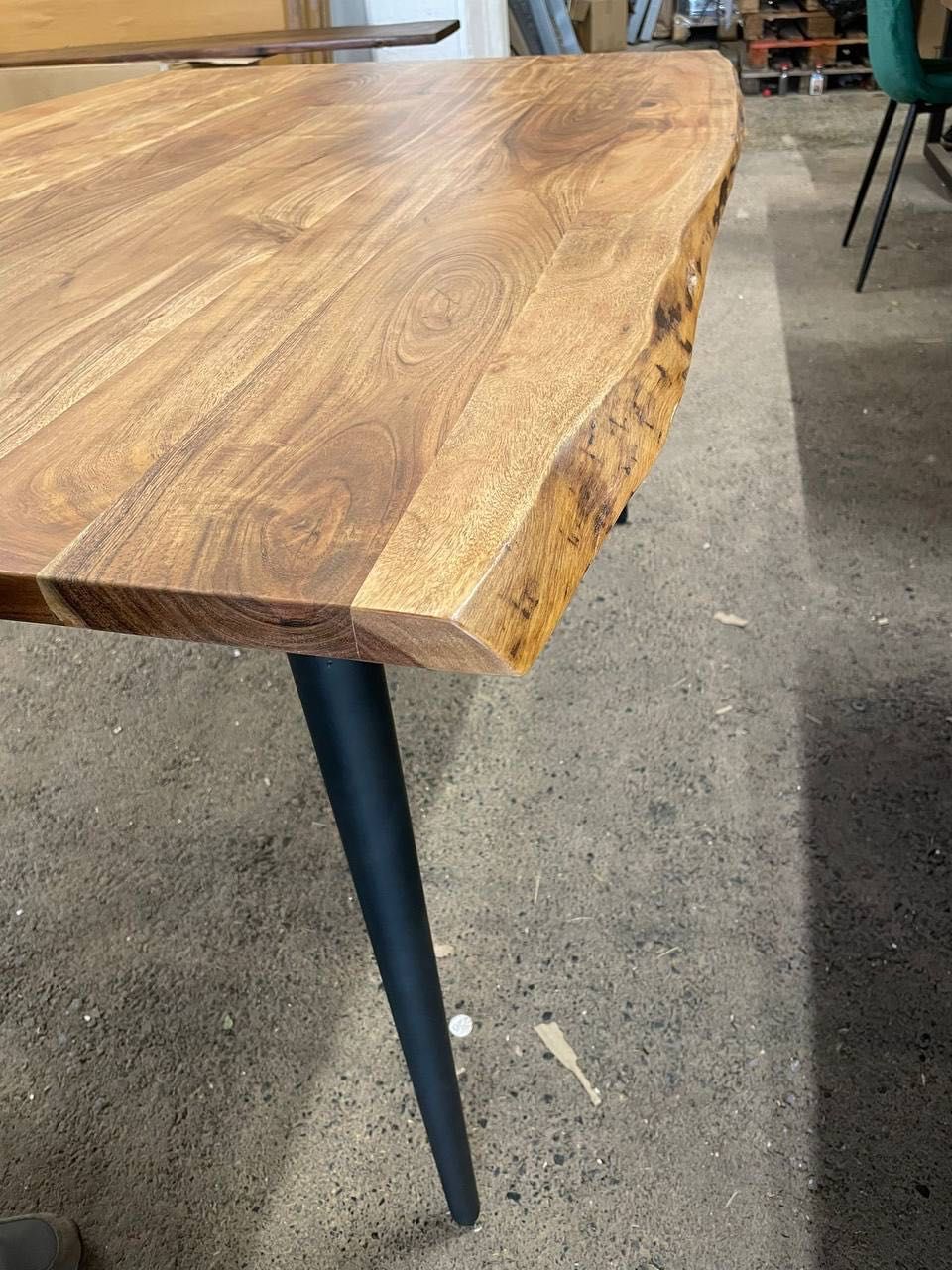 NOWY stół wykonany z naturalnego drewna 140x90cm