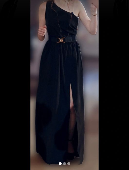 Czarna sukienka wieczorowa