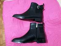 Botas Novas Tam37