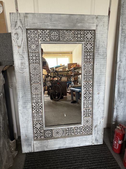 Wyprzedaż duże lustra drewniane z ceramiką w stylu vintage 150x100