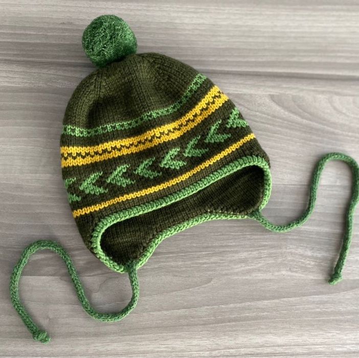 Теплая шапка на подкладе