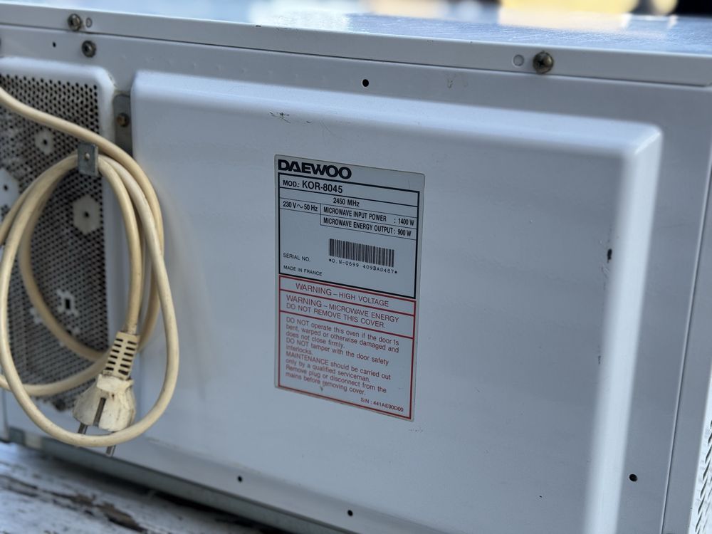 Kuchenka mikrofalowa mikrofala Daewoo KOR-8045