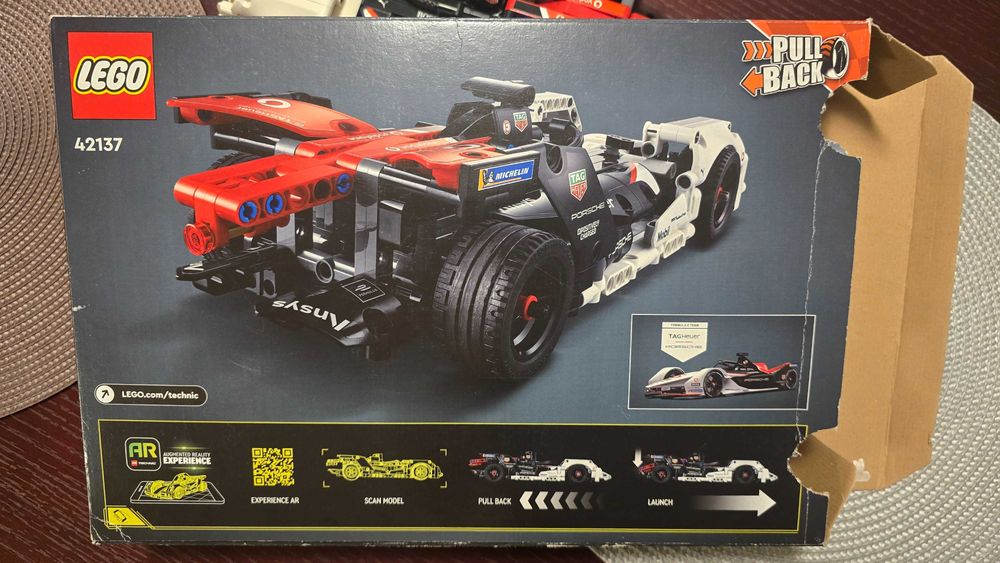 Lego 42137 Formula E Porsche 99X Electric