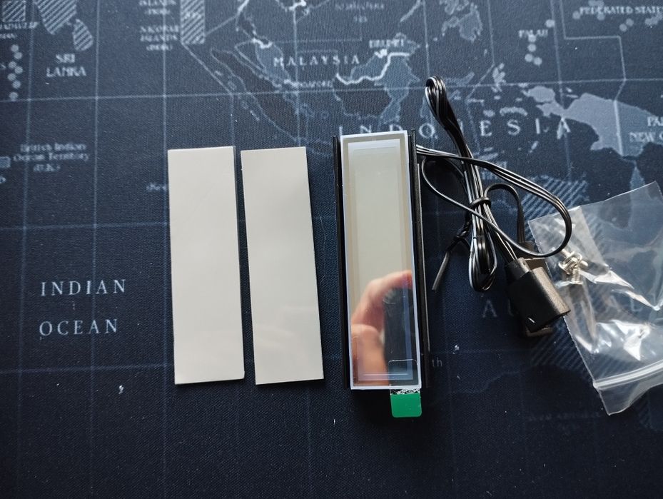 Radiator SSD efekt lustra