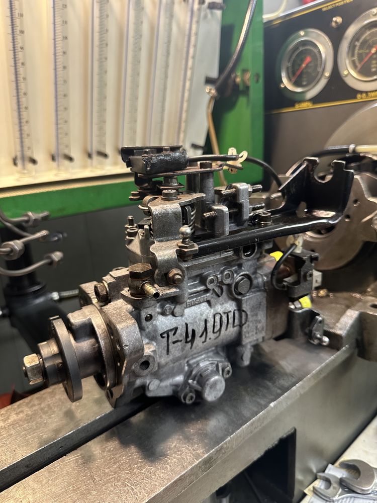 Топливный насос VW 1.9D, 1.9TD, 1.6D 2.4D Volkswagen тнвд фольцваген