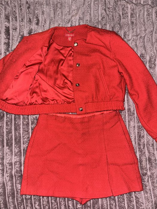 Красивезный костюм двойка