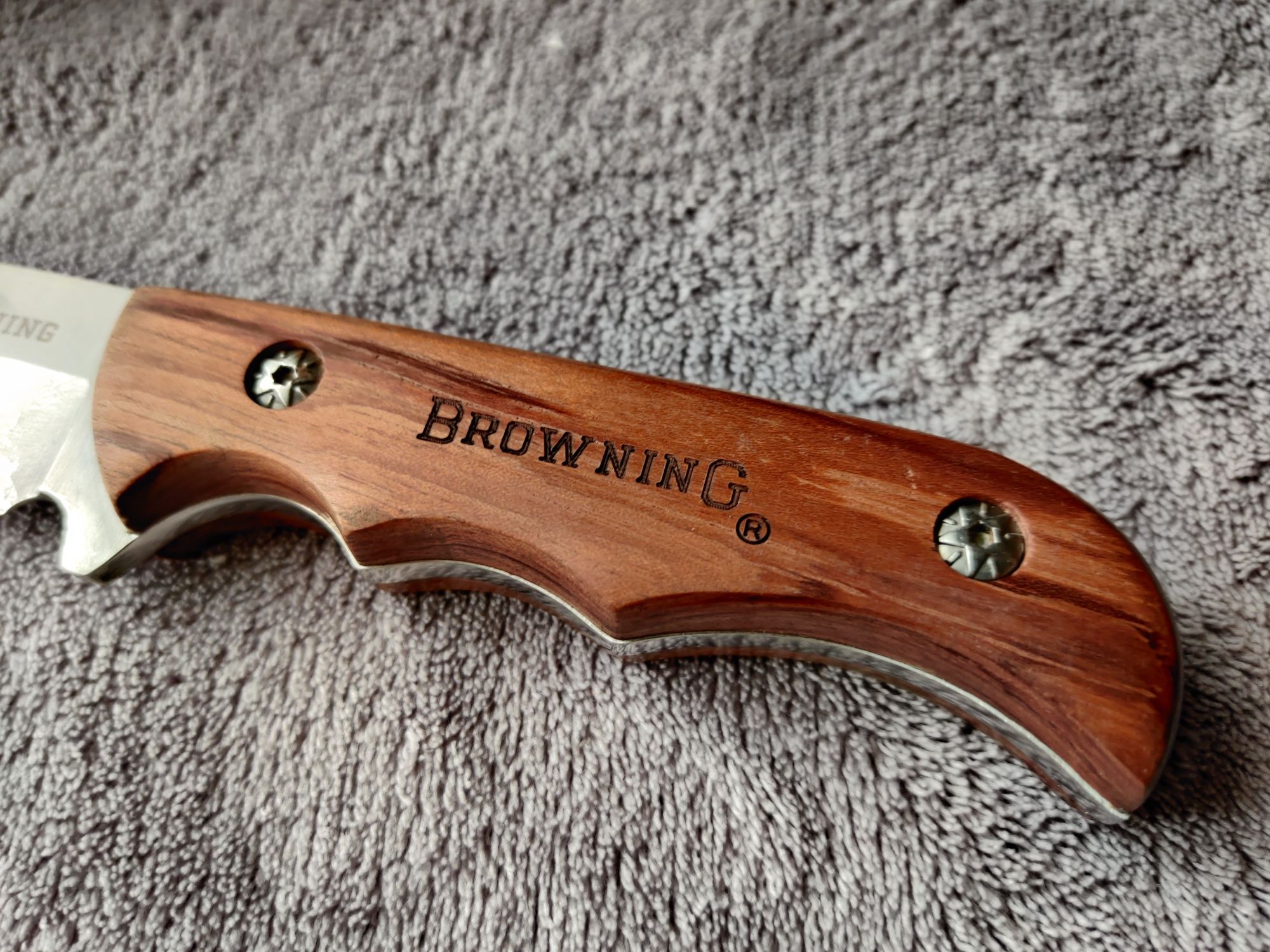 Нож охотничий Browning Hunter 56HRC с чехлом