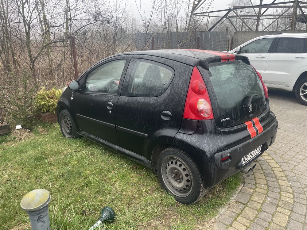 Peugeot 107 z roku 2009 84 tys km salkn Polska 5 drzwi