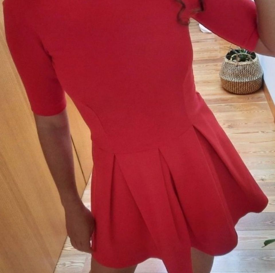 Vestido Vermelho Zara XS