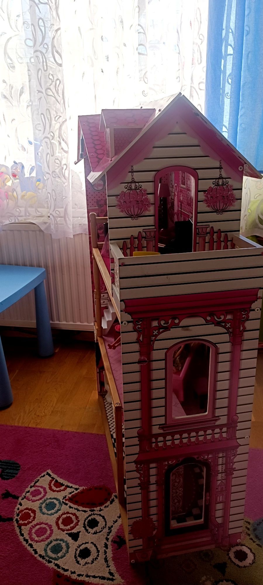Domek dla lalek piekny
