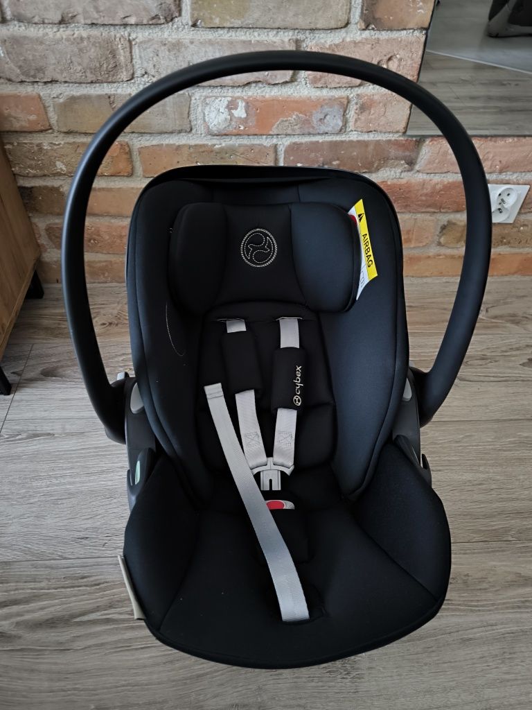 Cybex Cloud G i-Size fotelik samochodowy 0-13 kg Moon Black