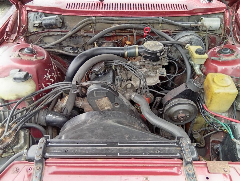 Volvo 244 turbo redblock