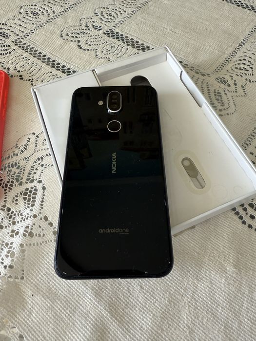 Телефон Nokia 8.1