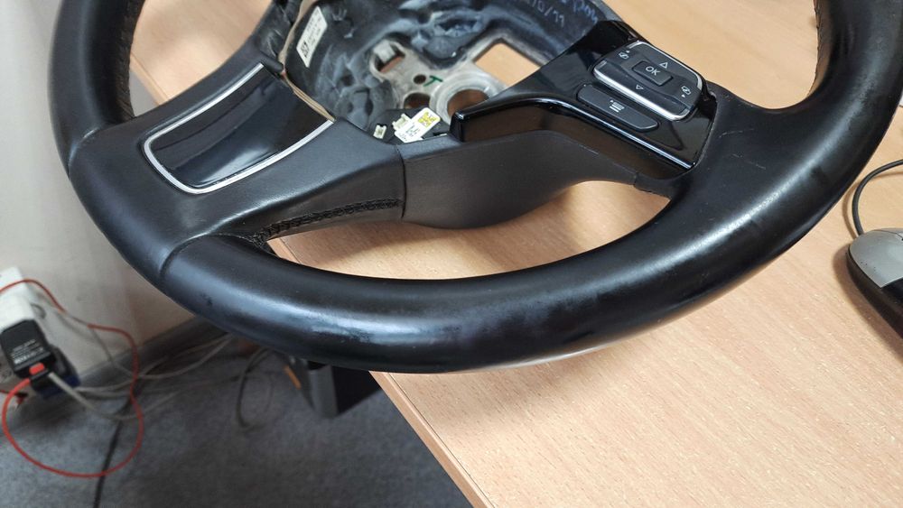 Руль Фольксваген Туарег, 2010 г