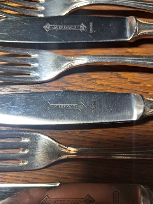 Stare nieużywane sztućce