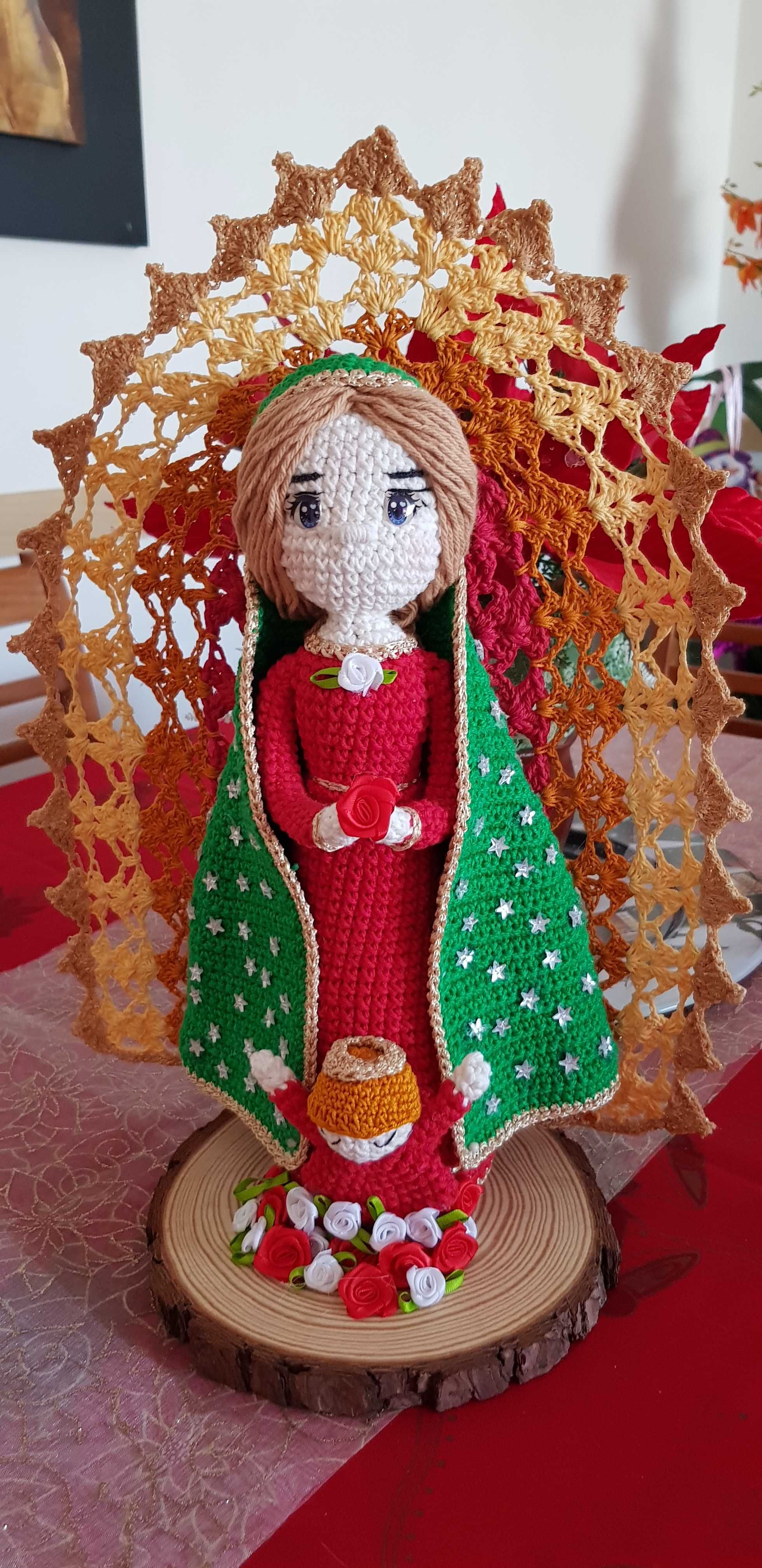 Santinha Amigurumi Nossa Senhora de Guadalupe