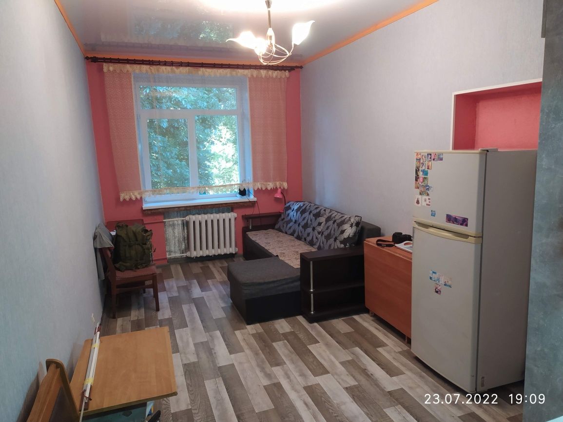 Здам гостинку 15хв від метро Імені О. С. Масельського.