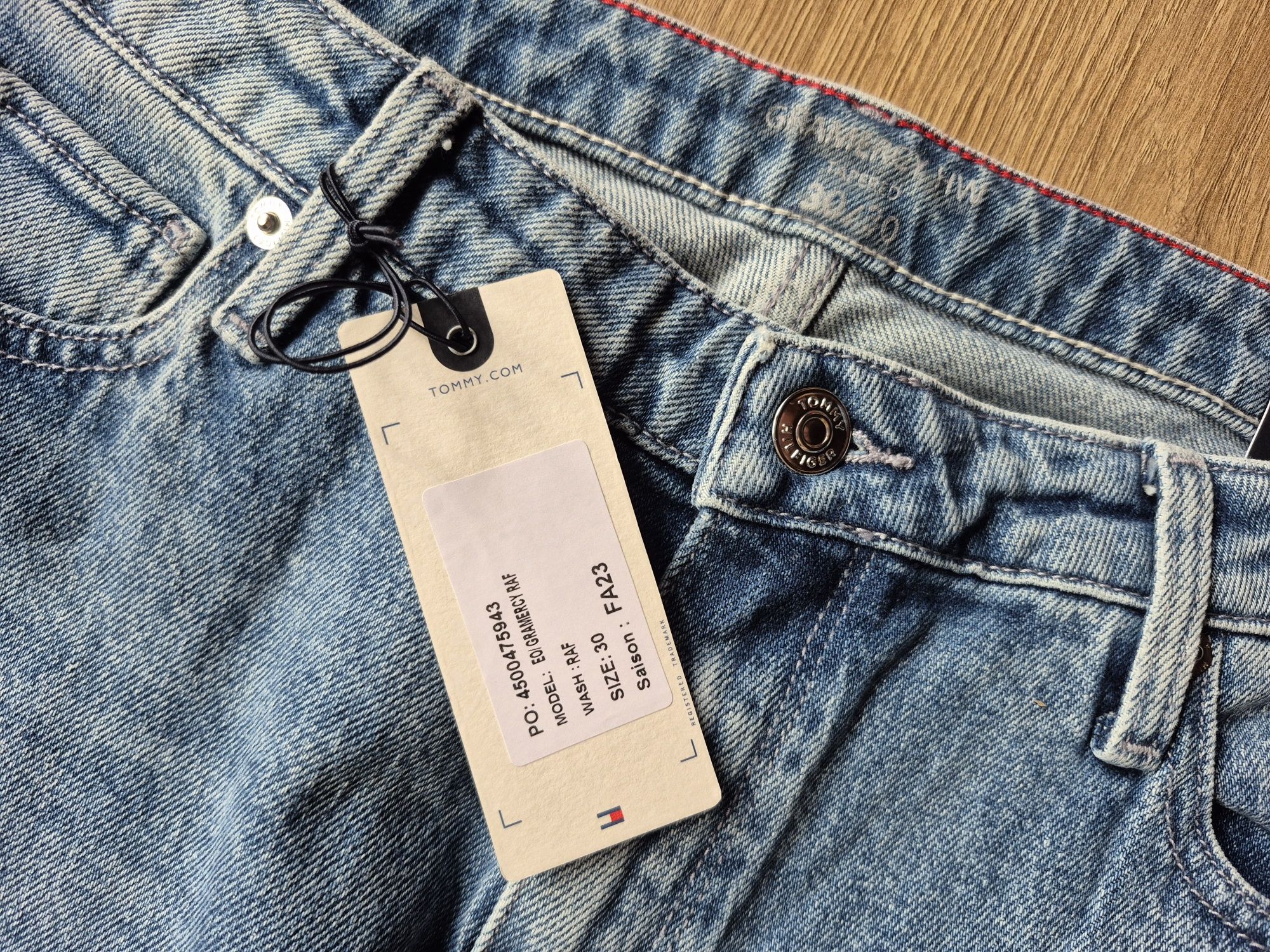 Spodnie Jeansy Damskie Tommy Hilfiger Gramercy Tapered W30 L30
