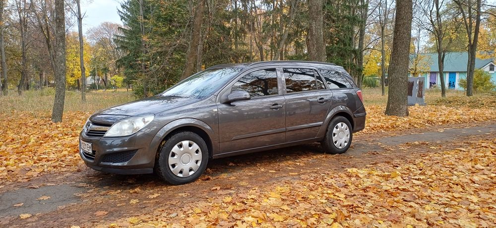 Продам автомобіль Opel Astra H