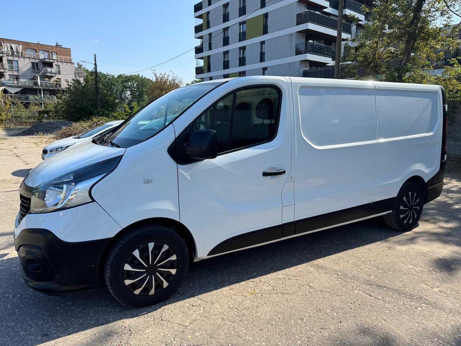 Auto dostawcze /furgon/ bus L2H1 wynajem / wypożyczenie Renault Trafic