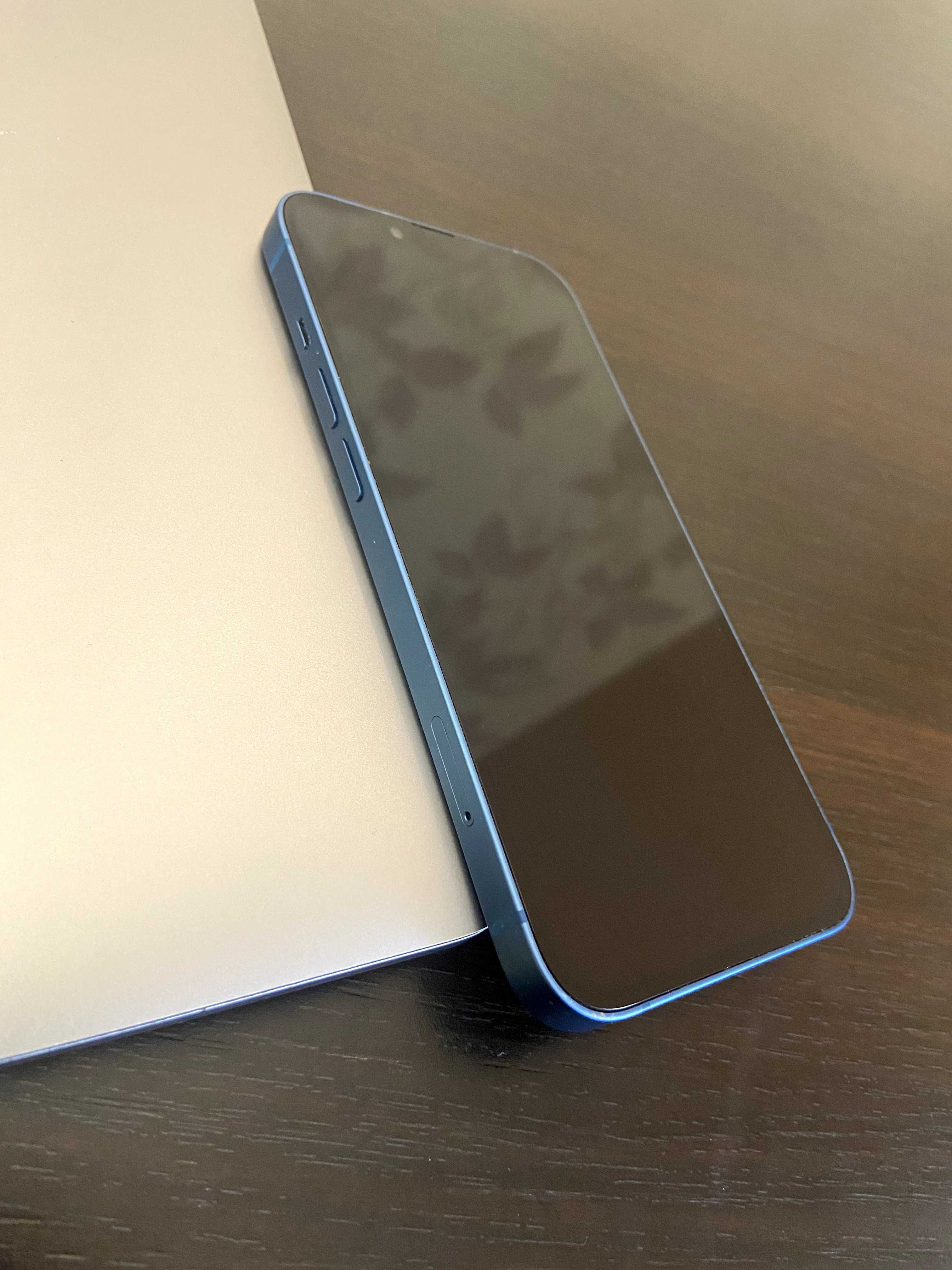 Смартфон Apple iPhone 13 128Gb Blue - на запчастини
