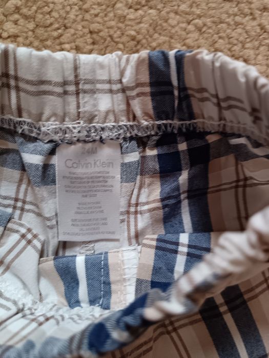 Calções Calvin Klein 24 meses