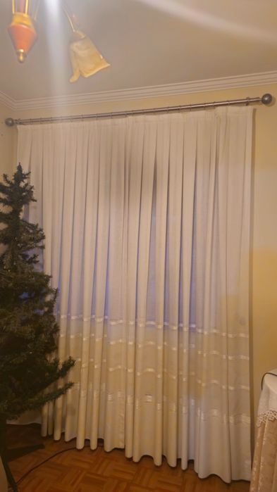 Cortinados de sala em pano