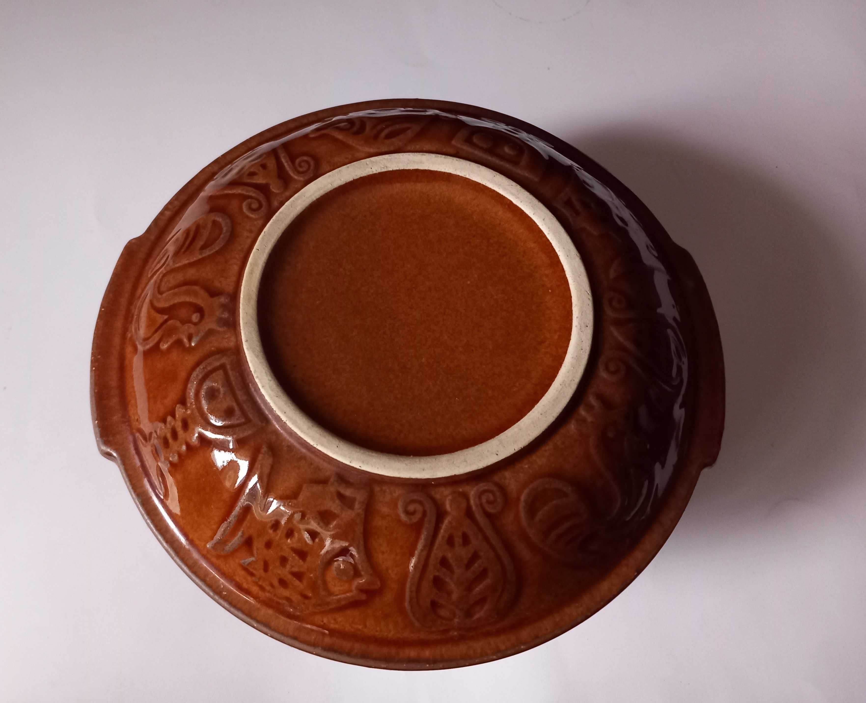Naczynie ceramiczne z przykrywką śr. 21 cm, wys.13cm z PRL