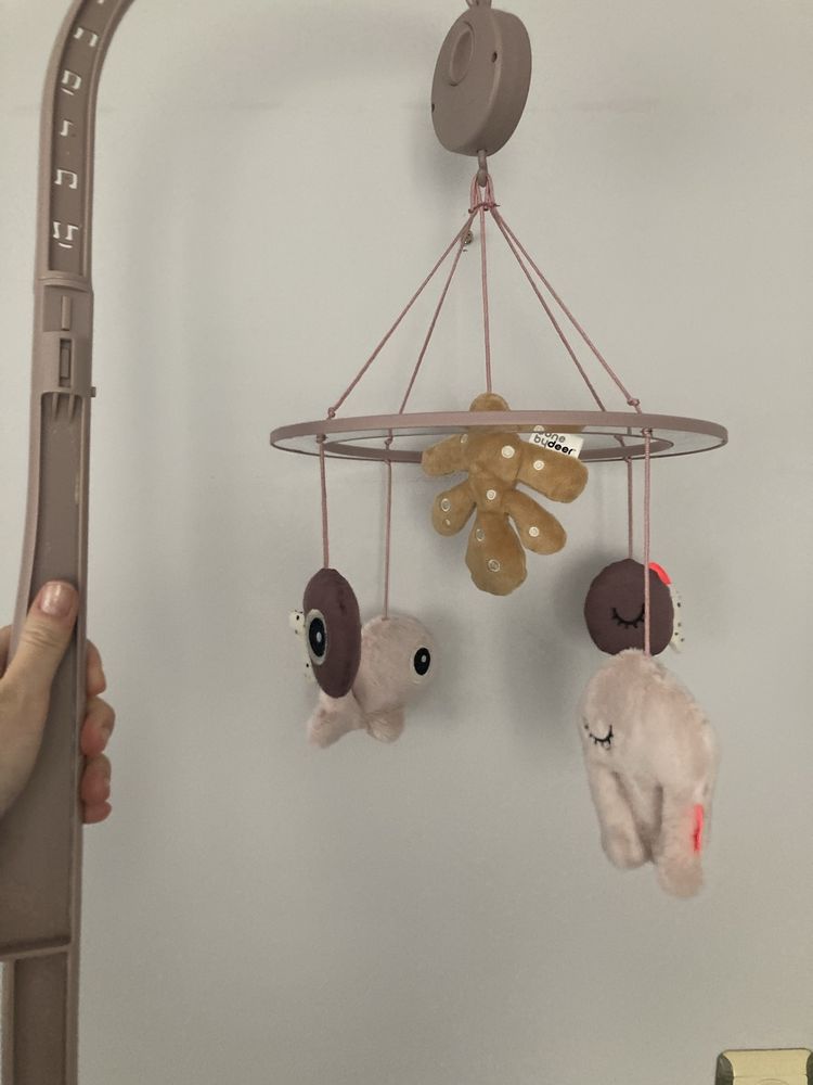 Karuzela do łóżeczka dziecięcego niemowlęcego done by deer boho fiolet