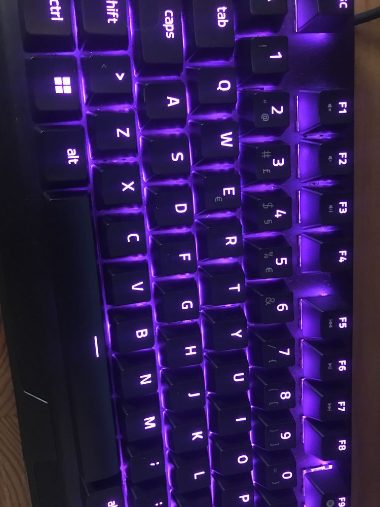 Teclado razer blackwidow v3 tkl