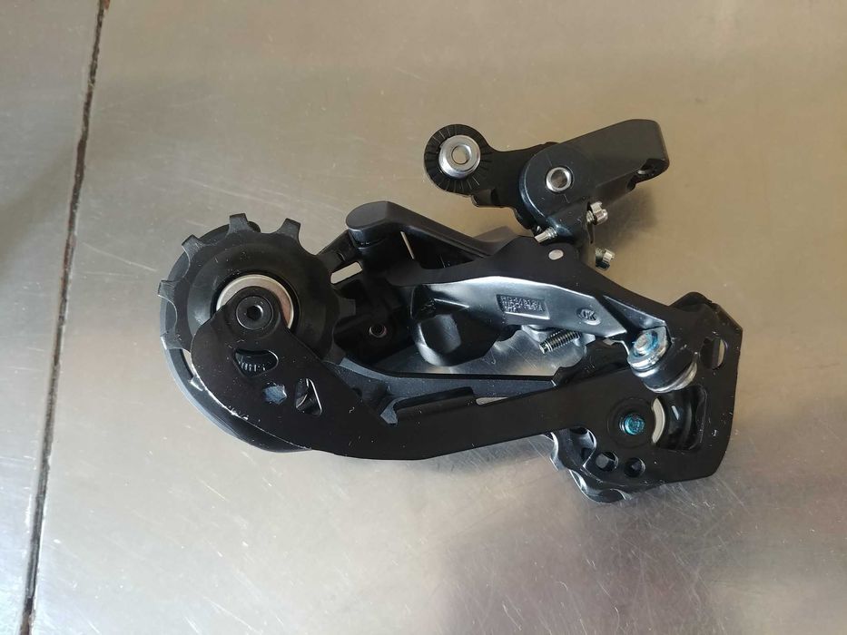 Desviador traseiro Shimano Deore RD-M5120-SGS 10/11v