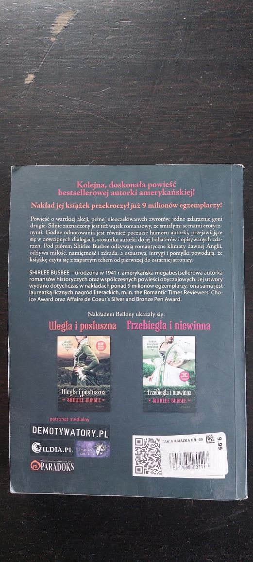 Waleczna i krucha Shirlee Busbee