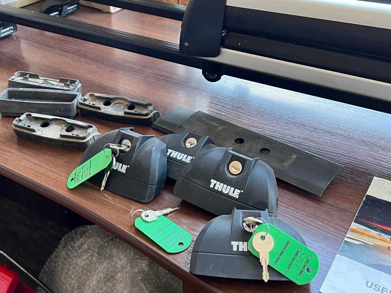 Багажник рейлінги на дах авто Thule raised rail evo 7104