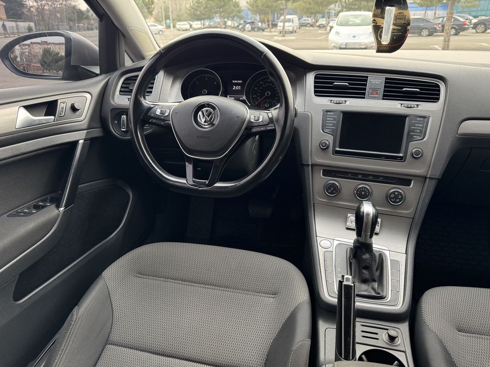 Volkswagen Golf 7 2.0 Disel. Автомат