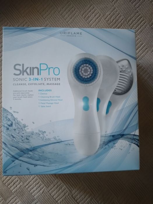 Апарат для чищення шкіри обличчя "Skinpro Sonic"