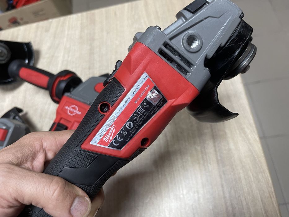 Milwaukee M18 Fuel безщіткові акумуляторні болгарки Мілвокі
