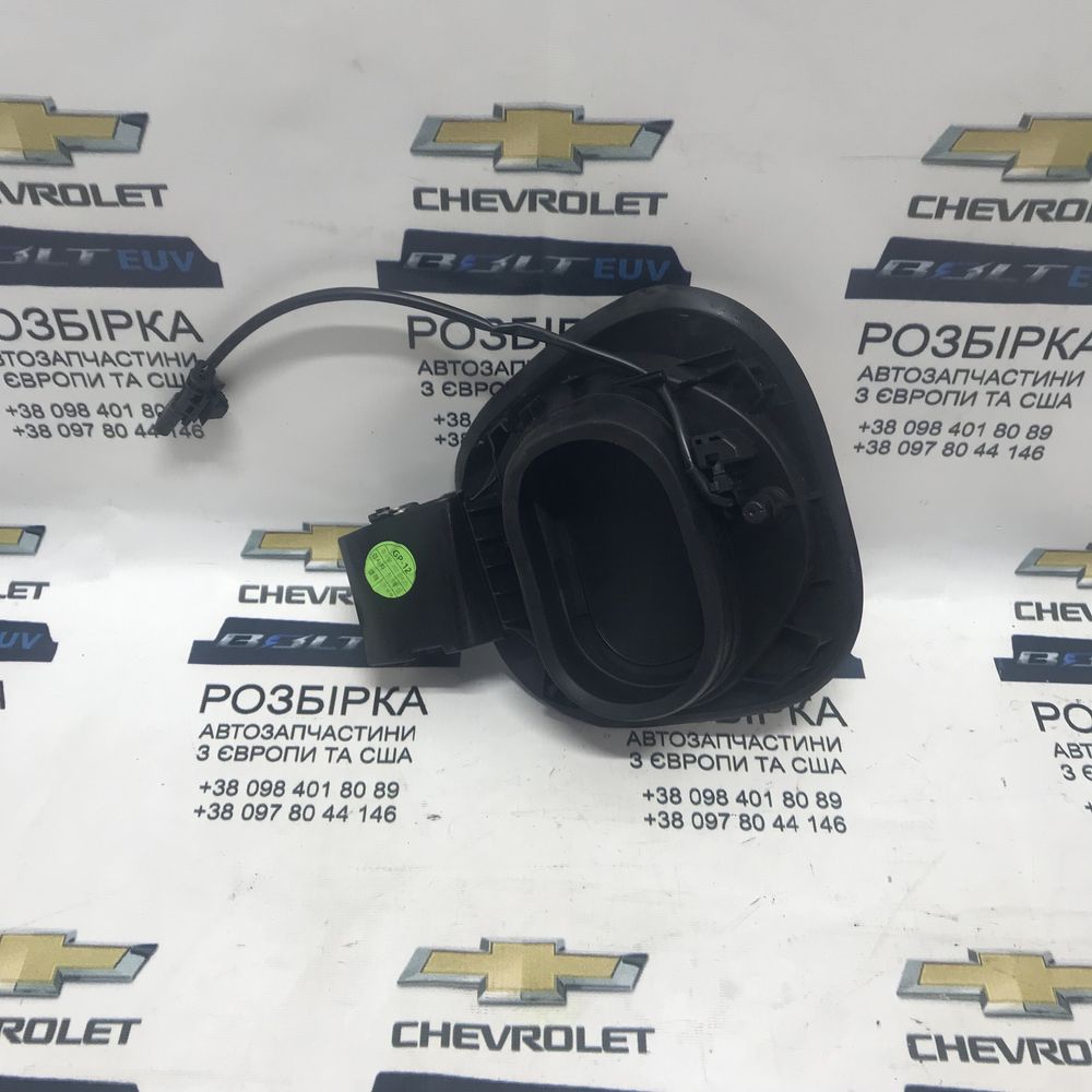 Лючок зарядки Chevrolet Bolt EUV