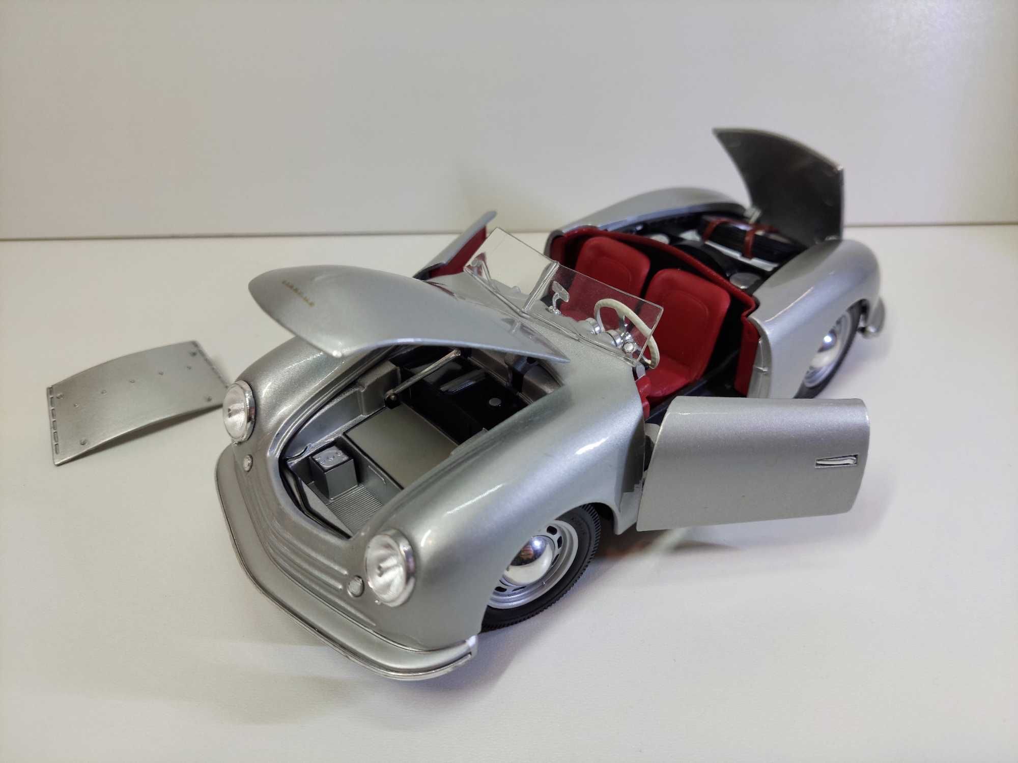 PORSCHE No. 1  TYP 356 Roadster ( 1948 ) 1:18  Maisto Made in Thailand