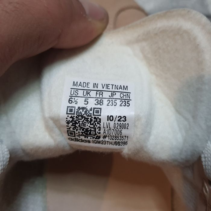 Кросівки Adidas Gazelle в бежевому кольорі ідеал. 38р. 23.5-24см spec