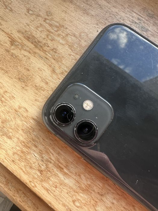 iPhone 11 64gb Preto