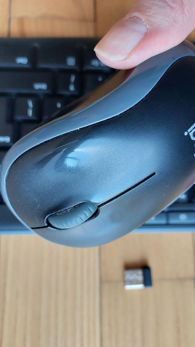 Zestaw bezprzewodowy klawiatura i mysz Logitech K270