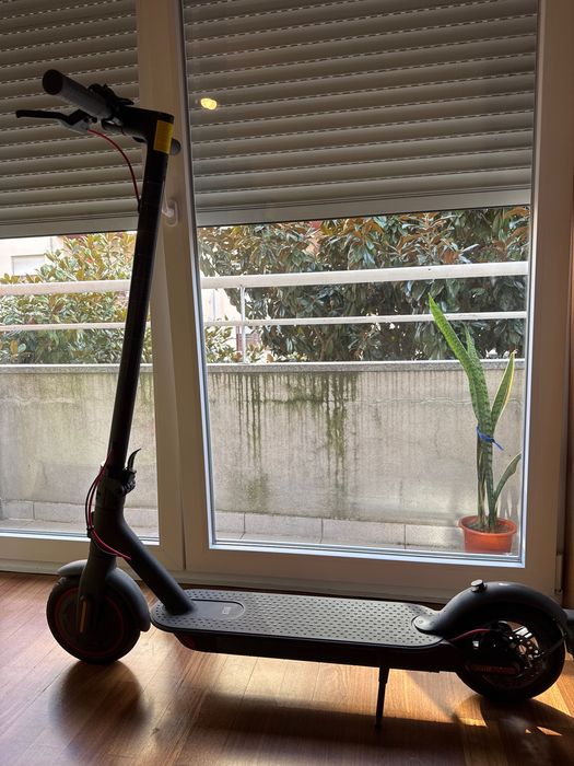 Mi Electric Scooter Pro 2