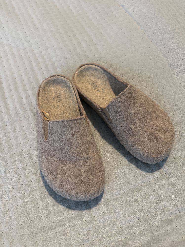 Kapcie dla dziecka zara 31
