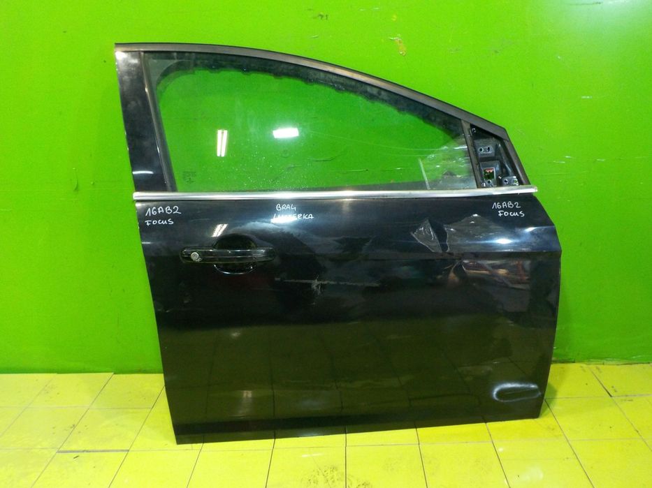FORD FOCUS MK3 12r HB 5D drzwi prawe przod