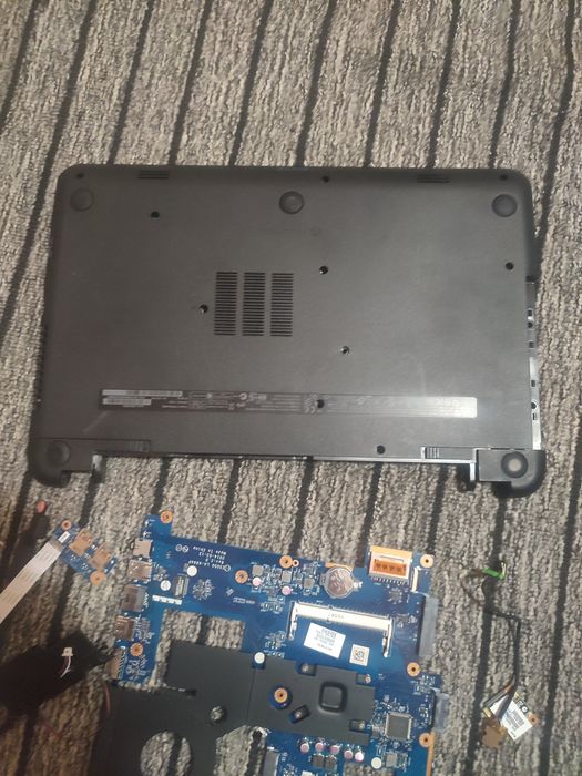 Продам ноутбук hp 250 g3