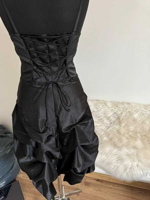 Sukienka suknia wizytowa balowa z wiązaniem i suwakiem