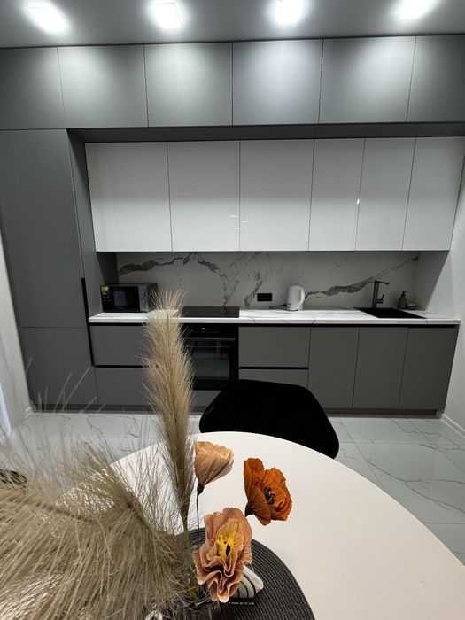 Подобова оренда квартри в ЖК Huge Пасічна/Зелена/Пимоненка