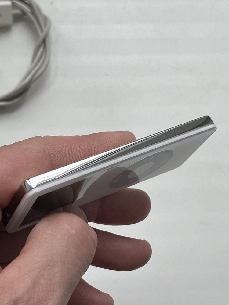 iPod Nano 1gen 1gb білий