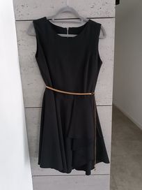 Sukienka czarna rozkloszowana elegancka r.M